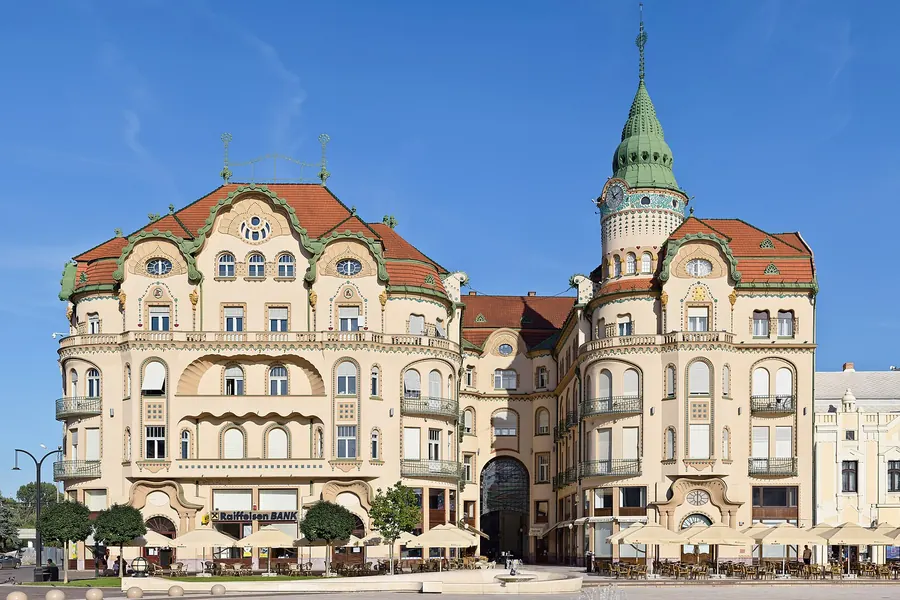 Palais Schwarzer Adler – Fassade, Oradea