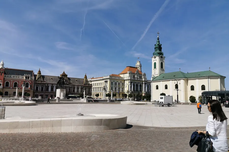 Unirii-Platz – Blick über den Platz, Oradea
