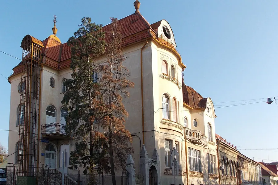 Villa Okányi-Schwartz (Camera di Commercio) – facciata, Oradea