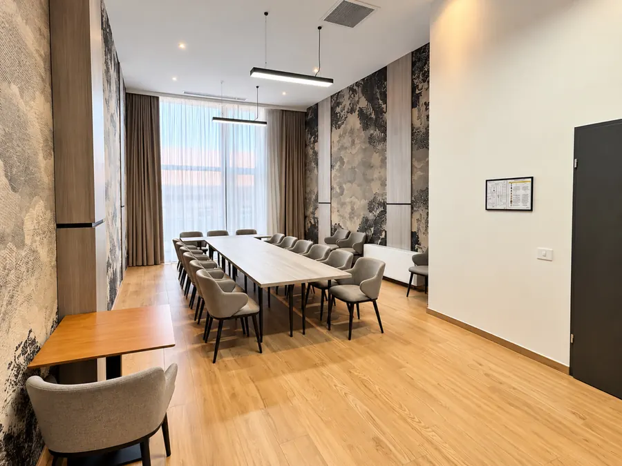 Sala conferenze, allestimento Boardroom, fotografia 4
