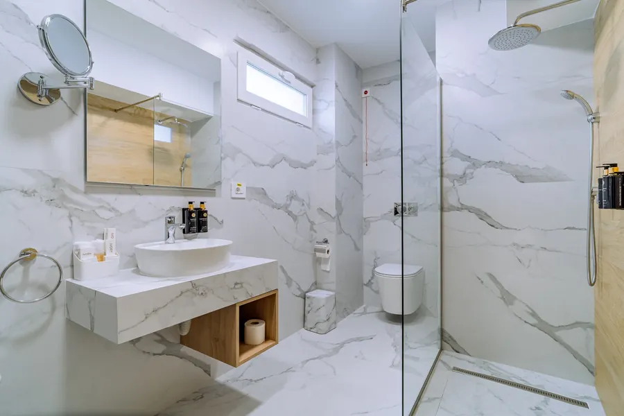 Bagno · accesso dalla camera da letto